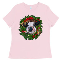 Bubblegum Pink heifer cow with Christmas wreath Ladies Tee - RanaPortraitStore