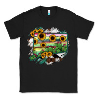 Black Connecticut State Map Classic Tee - RanaPortraitStore