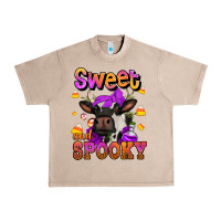 French Oak sweet and spooky halloween cow Urban Heavy Tee - Jasminsmagicworld