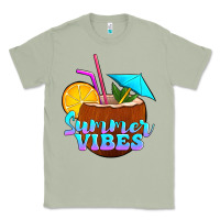 Matcha summer vibes coconut drink Classic Tee - Jasminsmagicworld