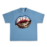 Pebble Blue American lips leopard Urban Heavy Tee - NancyCooperArtShop