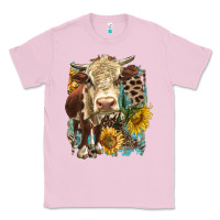 Bubblegum Pink Hereford heifer with sunflower and leopard Classic Tee - LillyAllenDesigns