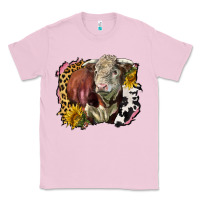 Bubblegum Pink hereford bull western background Classic Tee - LillyAllenDesigns