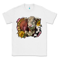 White hereford bull western background Classic Tee - LillyAllenDesigns