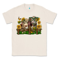 Natural hereford bull and heifer with sunflowers Classic Tee - LillyAllenDesigns