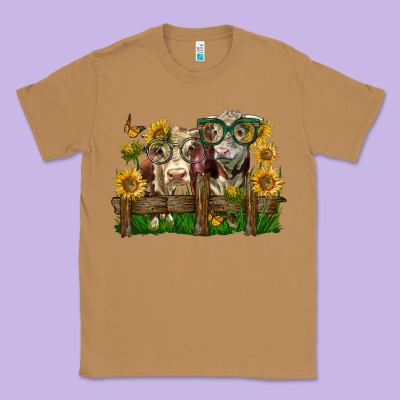 Hereford Bull And Heifer With Sunflowers Classic Tee Designed By Lillyallendesigns