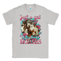 Moon Dust just a girl who loves horses mustang Classic Tee - LillyAllenDesigns