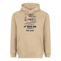 The Queen Reigning Since 1990 Heavyweight Hoodie | Teevron