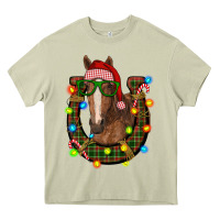 Mossy christmas horseshoe with horse Heavy Core Tee - RanaPortraitStore