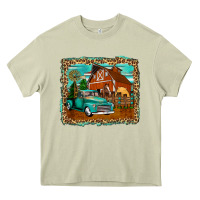 Mossy rustic country barn Heavy Core Tee - Zillion Design Studio