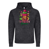 Vintage Black i'm freakin freezin pink christmas long haired cow Vintage Hoodie - Jasminsmagicworld