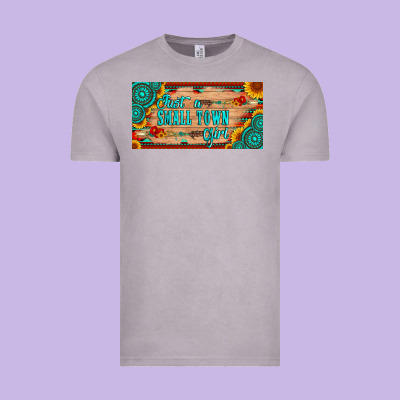 Just A Small Town Girl Wlth Gemstone Arrow And Sunflowers Licanse Plat Vintage Tee Designed By Artiststas