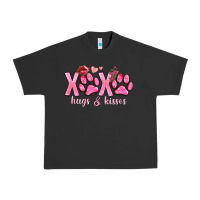 Pigment Black xoxo hugs and kisses paws Urban Heavy Tee - NancyCooperArtShop