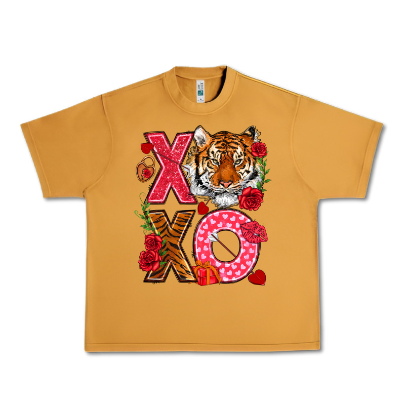 Xoxo With Tiger Urban Heavy Tee by NancyCooperArtShop | Teevron