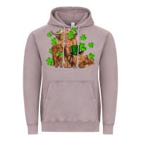 Vintage Zinc st patricks day cow family Vintage Hoodie - RanaPortraitStore