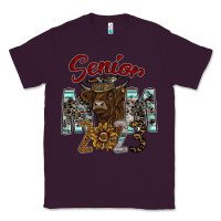 Plum Senior Mom 2023 Classic Tee - CowhideDigitalArt