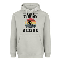 Moon Dust Never Underestimate An Old Man Who Loves Skiing Heavyweight Hoodie - Bettercallsaul