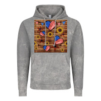 Cloud Rock 4th of july hearts seamless pattern Vintage Hoodie - BundleAndBundleShop