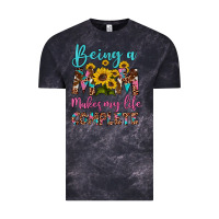 Cloud Black being a mom makes my life complete Vintage Tee - Artiststas