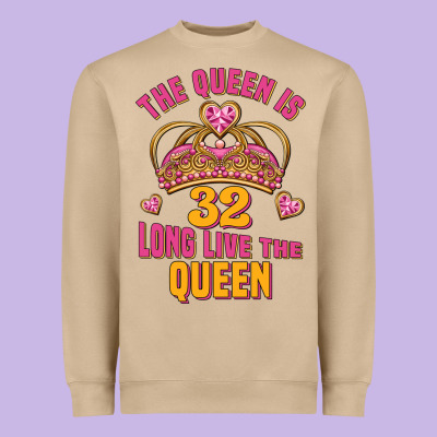 The Queen Is 32 Long Live The Queen Kopya Heavyweight Sweatshirt Designed By Jasminsmagicworld