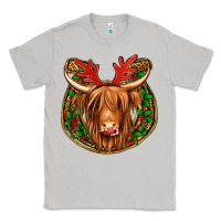 Moon Dust christmas highland cow mistletoe Christmas Classic Tee - Jasminsmagicworld
