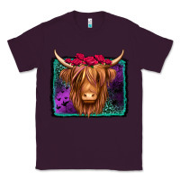 Plum halloween highland cow Classic Tee - Jasminsmagicworld
