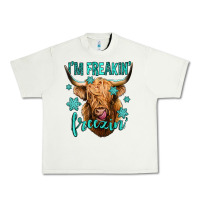 Pistachio i'm freakin freezin long haired cow Urban Heavy Tee - Jasminsmagicworld