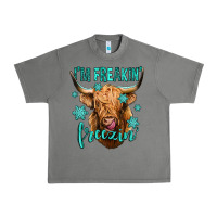 Tornado i'm freakin freezin long haired cow Urban Heavy Tee - Jasminsmagicworld