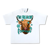 White i'm freakin freezin long haired cow Urban Heavy Tee - Jasminsmagicworld