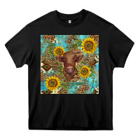 Black western highland cow Heavy Core Tee - BarkalooDesign