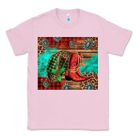 Bubblegum Pink country boots and cowboy hat christmas Classic Tee - Jasminsmagicworld