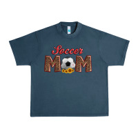 Midnight Navy soccer mom with ball and sunflower Urban Heavy Tee - Artiststas