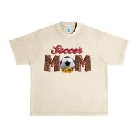 Sandshell soccer mom with ball and sunflower Urban Heavy Tee - Artiststas
