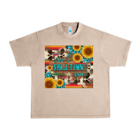 French Oak just a small town girl with gemstone sunflower serape and cowhide Urban Heavy Tee - Artiststas