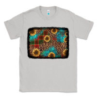 Moon Dust christmas sunflowers and buffalo plaid background Classic Tee - Jasminsmagicworld