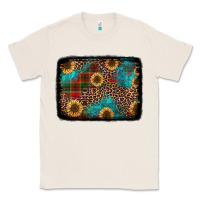 Natural christmas sunflowers and buffalo plaid background Classic Tee - Jasminsmagicworld