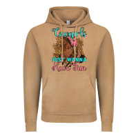 Vintage Camel cowgirls just wanna have fun Vintage Hoodie - Artiststas