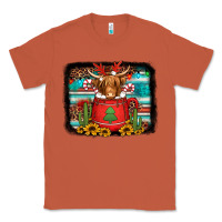 Copper hot coco christmas highland cow with background Classic Tee - Jasminsmagicworld