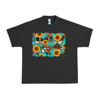 Pigment Black sunflower and cowhides with wood and turquoise background Urban Heavy Tee - Artiststas