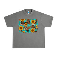 Tornado sunflower and cowhides with wood and turquoise background Urban Heavy Tee - Artiststas