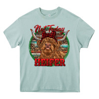 Arona Highland Heifer Christmas Heavy Core Tee - RanaPortraitStore