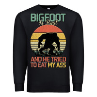 Black Bigfoot is real and he tried to eat my ass Premium Sweatshirt - Bettercallsaul