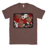 Chestnut distressed cowhide leopard christmas background Classic Tee - Jasminsmagicworld