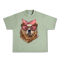 Oil Green mama bear with glasses and bandana Urban Heavy Tee - Artiststas