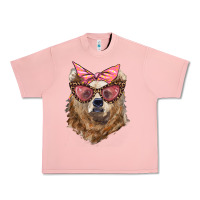 Salmon mama bear with glasses and bandana Urban Heavy Tee - Artiststas