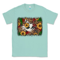 Seafoam distressed christmas sunflowers leopard cowhide background Classic Tee - Jasminsmagicworld