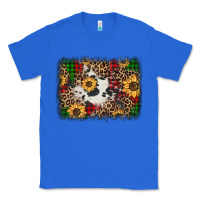 True Royal distressed christmas sunflowers leopard cowhide background Classic Tee - Jasminsmagicworld