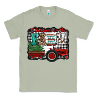 Matcha christmas on the farm tractor buffalo plaid Classic Tee - Jasminsmagicworld