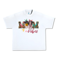 White mom vibes baby pigs Urban Heavy Tee - Artiststas