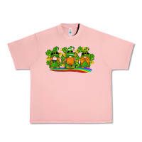Salmon st patricks day gnomes shamrock gold rainbow Urban Heavy Tee - Artiststas